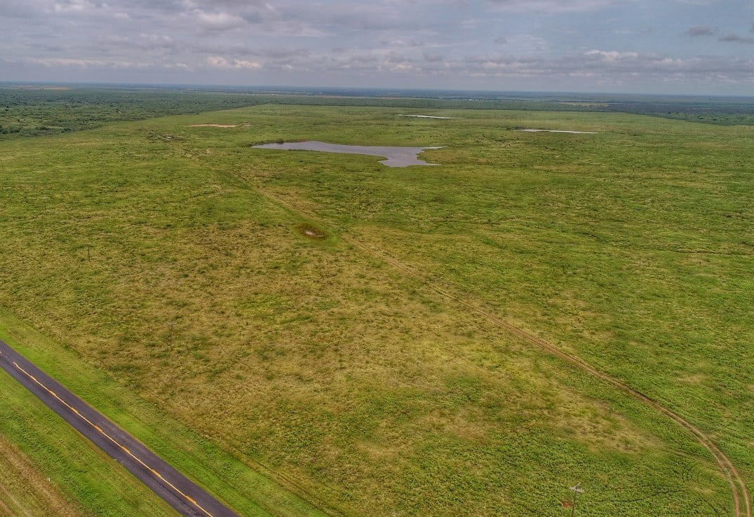 687 acres in Clay County