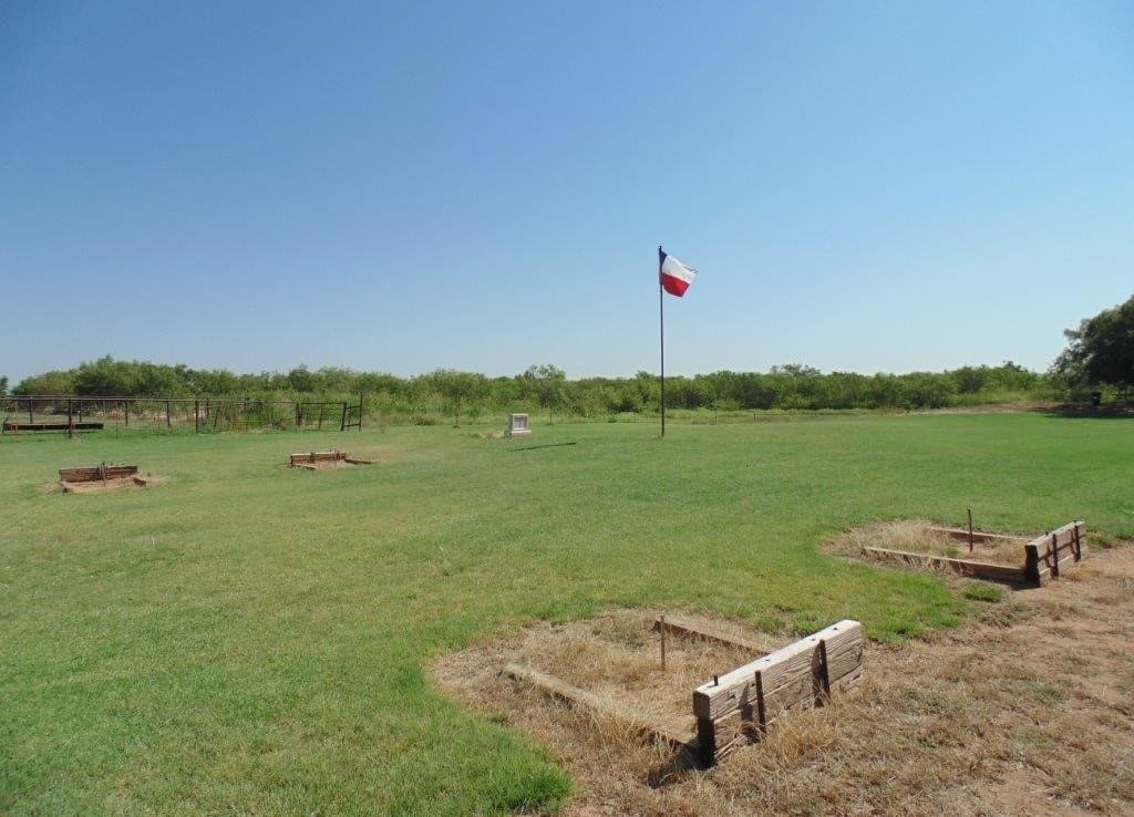 322 acres in Jones County