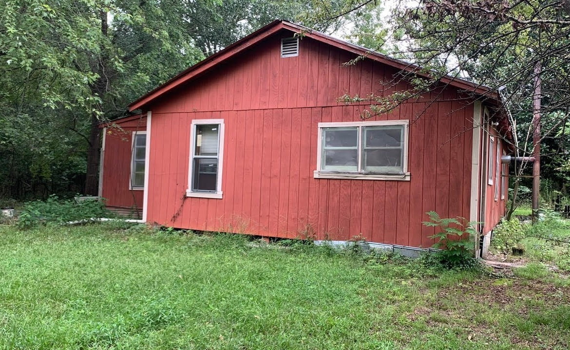 40 acres in McCurtain County