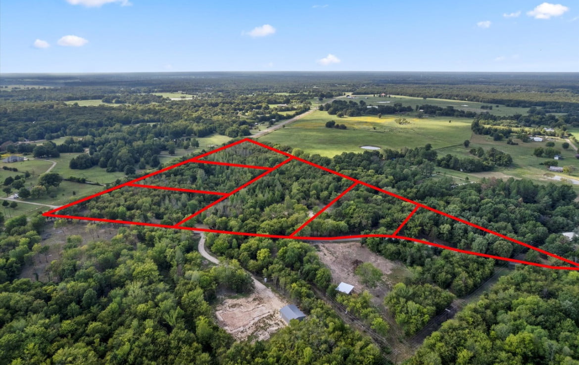 3 acres in Titus County